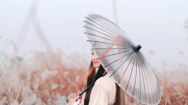 elsie-zhong-dv2hxPnAkEc-unsplash