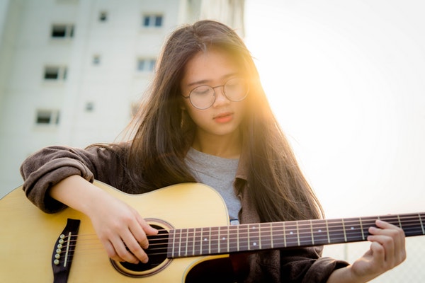 guitar-guitarist-music-2118049