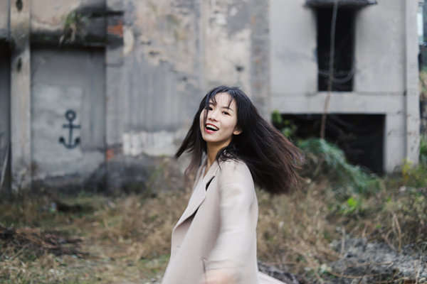 聊天中怎么夸女生的优点？这样和她聊，妹子合不拢嘴！