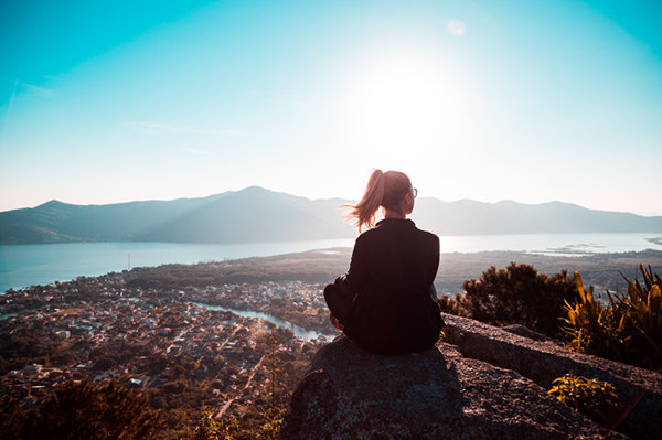 这些幽默的聊天技巧，男生用了都说：相见恨晚