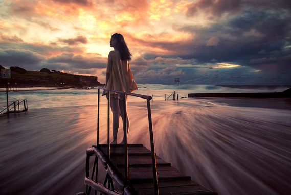 浅谈从网上聊天“网友”发展到线下约会成为女友的全过程