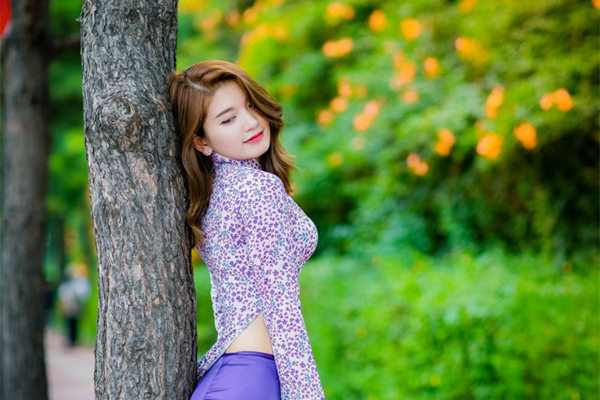 和女生聊什么话题，才能让她感兴趣？