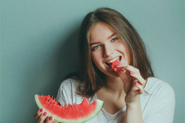 白羊座的女生喜欢你的九大表现！