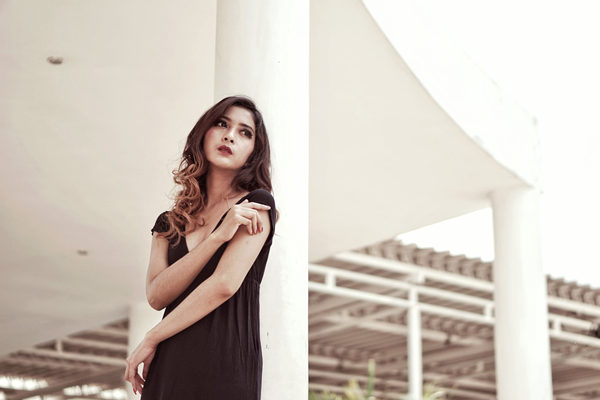 恋爱中女人的安全感来自哪里？如何才能给女人安全感？