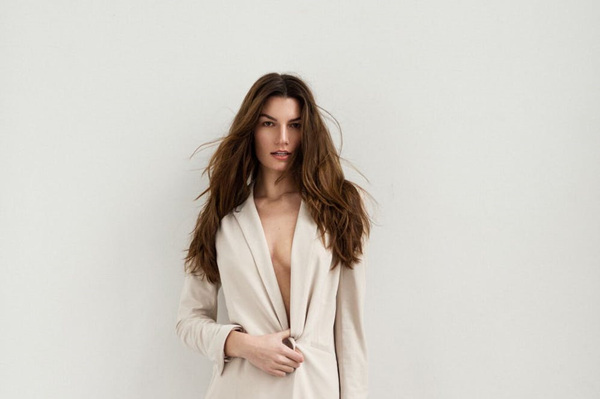 和女生聊天发现女生对你越来越冷淡怎么办？别慌，教你3招！