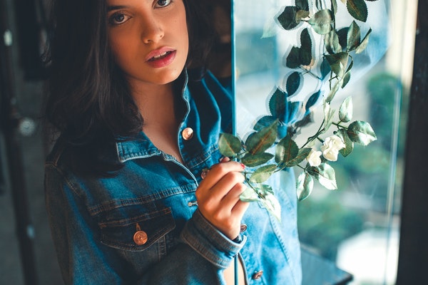 女生问找她有事吗怎么回复？高情商男人都会这么做！