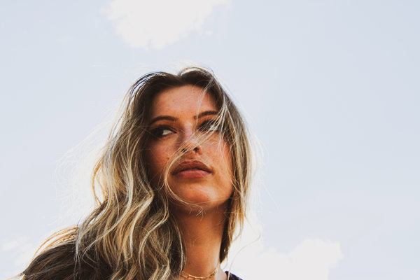 女生对你忽冷忽热？学会这几招让女生主动找你