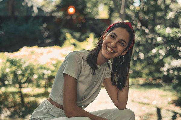 怎样说话讨女生喜欢？学会这3个说话方式格外讨女生喜欢！