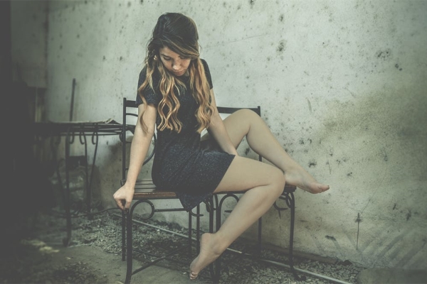 女孩说腰酸背痛，直男们学学高情商回答