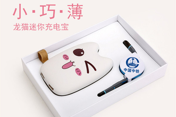 女孩子过生日送什么礼物好？让女生瞬间感动的生日礼物！