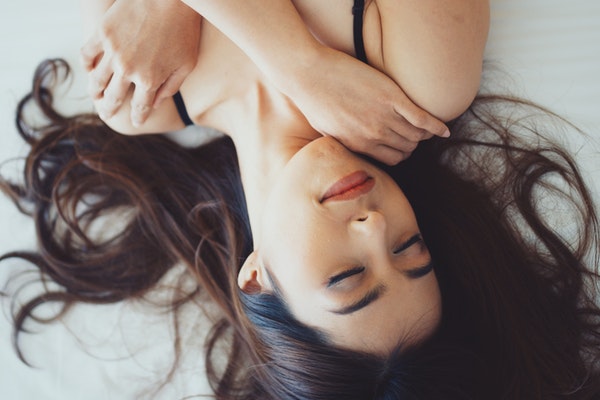 女生发早安怎么回复？高情商回复她的早安撩法