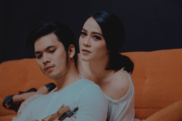 女生聊得挺好突然冷淡