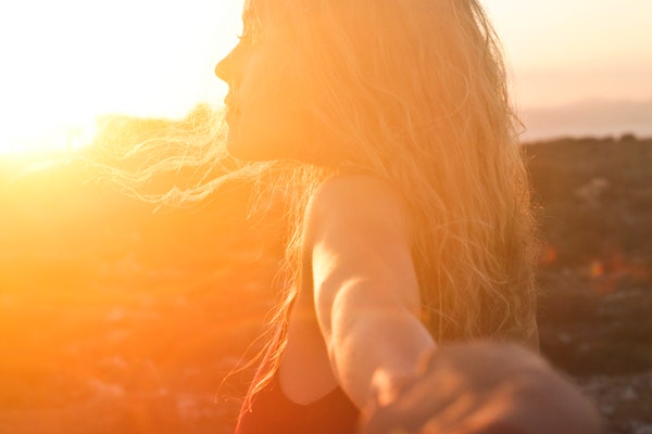 女生回复哈哈哈该怎么幽默回复 女生回复哈哈哈该怎么幽默回复