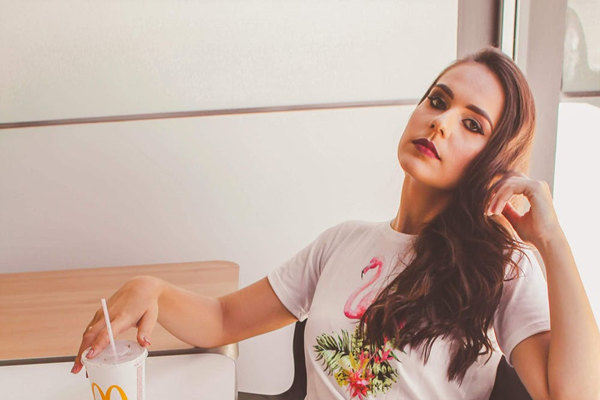 女人撒谎都有哪些特征？女朋友经常对我撒谎该怎么办？