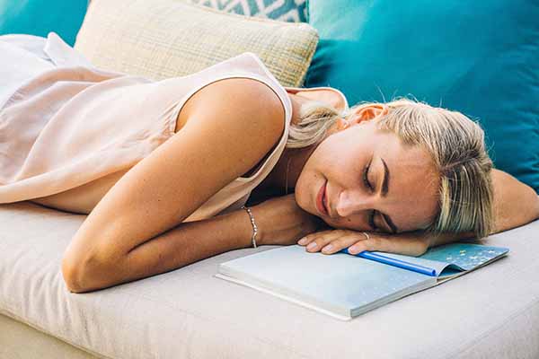 女生喜欢比自己小的男生吗 听听过来人的看法