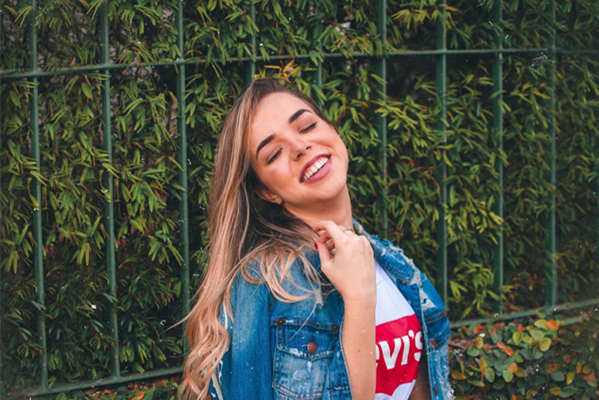 聊天时怎样逗女孩子开心？教你3个屡试不爽的小套路（收藏备用）！