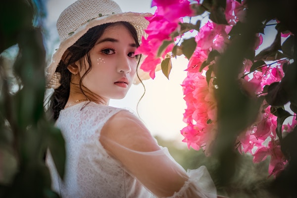 过节送女朋友什么礼物？送这些女生肯定喜欢！