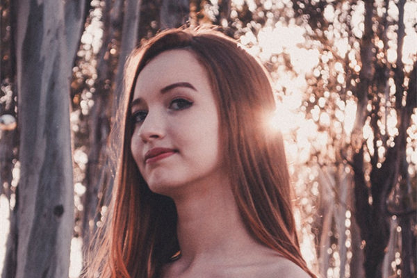 和女生第一次约会聊什么？撩妹大神的约会聊天攻略（亲测好用）！