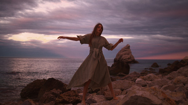 怎样聊天才能让女生有兴趣聊下去？这些技巧小白必备！