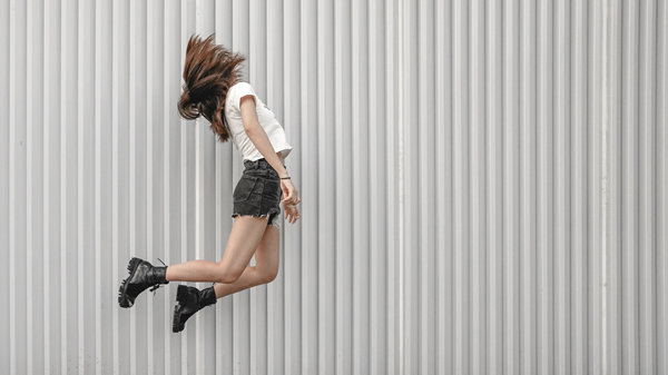 追女生的时候她说“没感觉”还要追吗？