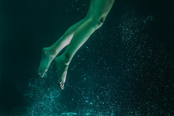 妹子说无聊怎么高情商回复