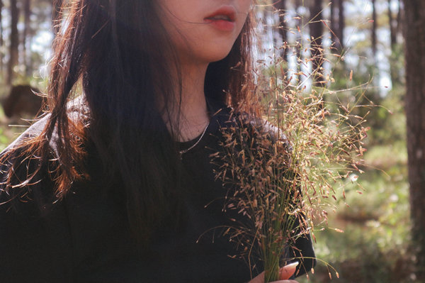 和妹子拉近关系