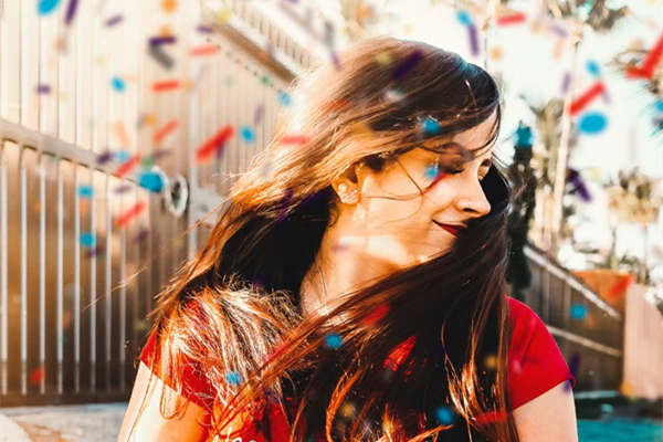 恋爱中女人的安全感来自哪里？如何才能给女人安全感？