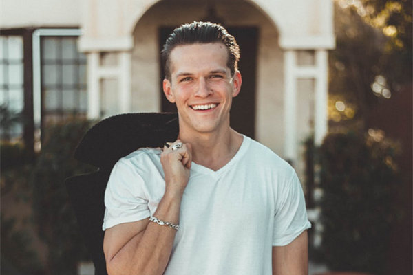 做一个有深度的男人,你需要这样做 做一个有深度的男人,你需要这样做