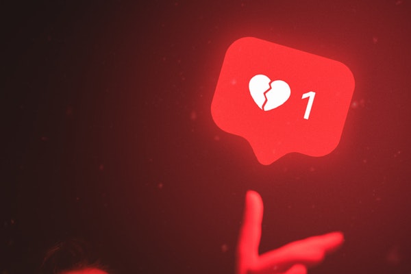 女生回复哈哈哈该怎么幽默回复 女生回复哈哈哈该怎么幽默回复