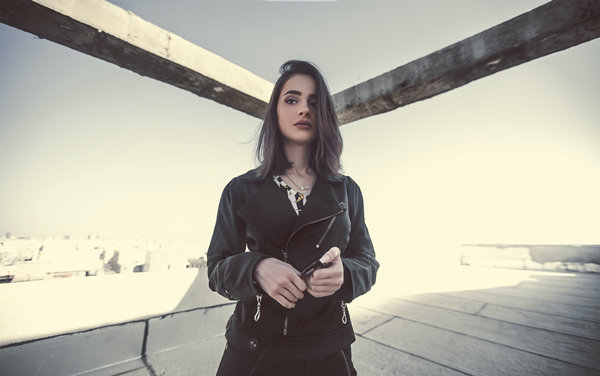 和女生聊天害怕说错话？建立你的框架，让妹子疯狂迷恋你！