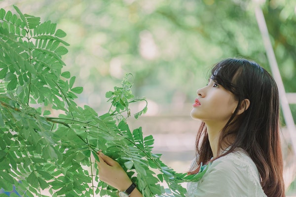 感觉和妹子没得聊了？这样聊才能把妹子聊成“女友”！