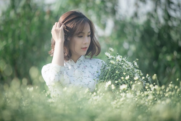 聊天中如何才能吸引女生？这2个吸引力技巧，让你愈加迷人！