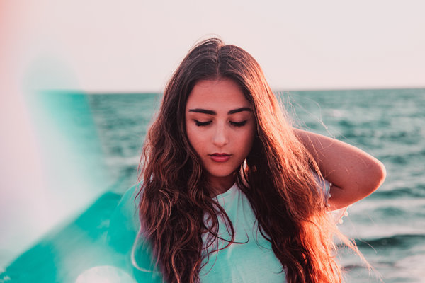 约女生她说不确定有没有时间是什么意思