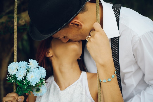 怎么才能找到女朋友