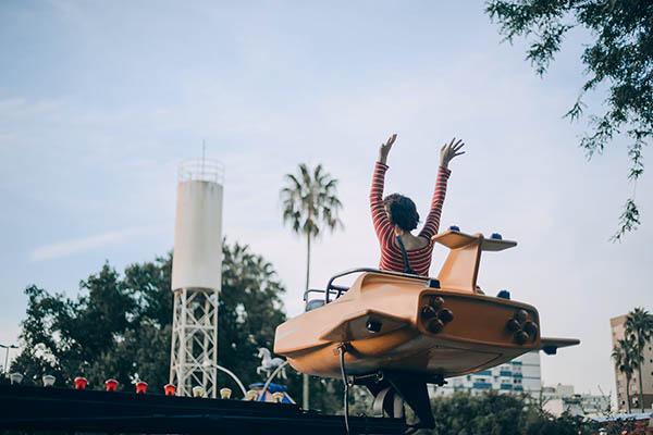 和女生很暧昧，对方拖着不确定关系