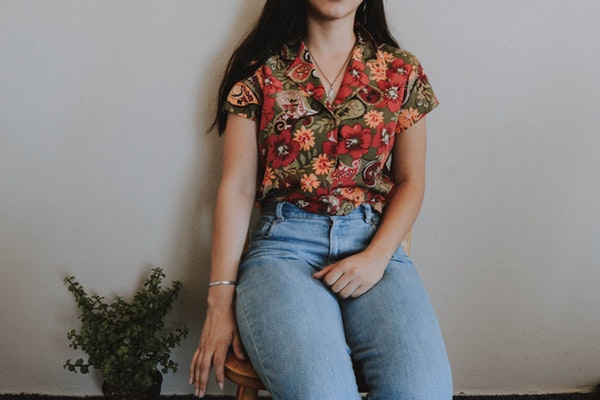 当女生问“你是谁”？教你幽默回复